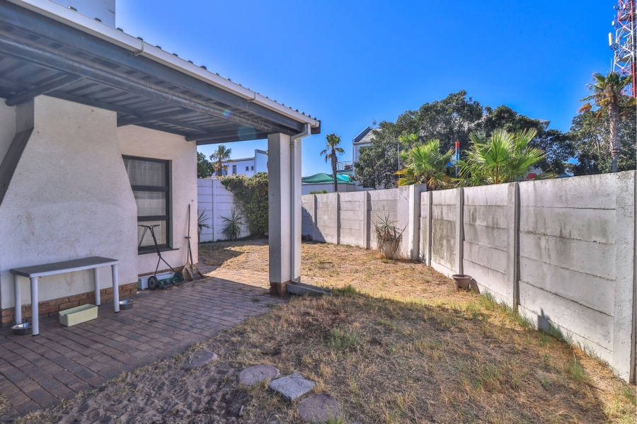 3 Bedroom Property for Sale in Table View Western Cape